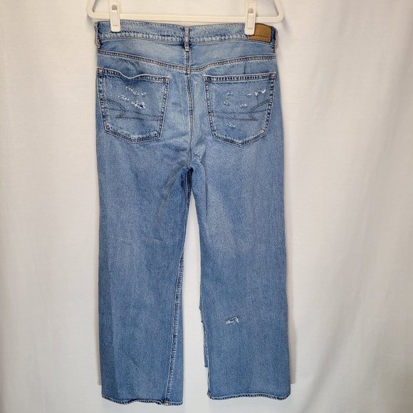 American Eagle Women's Size 12 Jeans Low Rise Skater Jean Distressed Destroyed - Picture 2 of 9